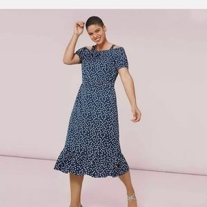 🛑3/$38. B-12 Dress size large